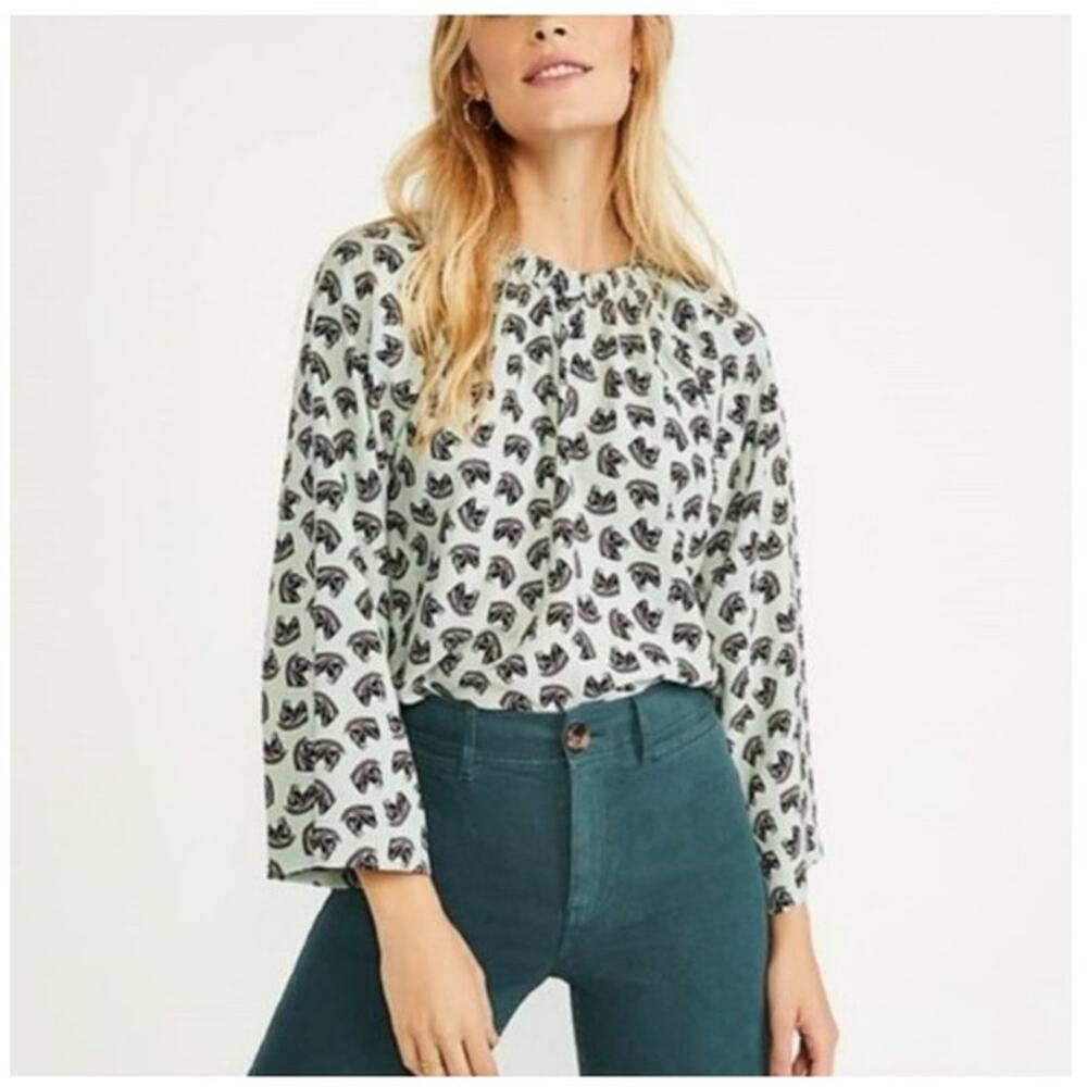 Ann Taylor Sage Green Horse Print Peasant Equestrian Blouse XL Relaxed Artsy